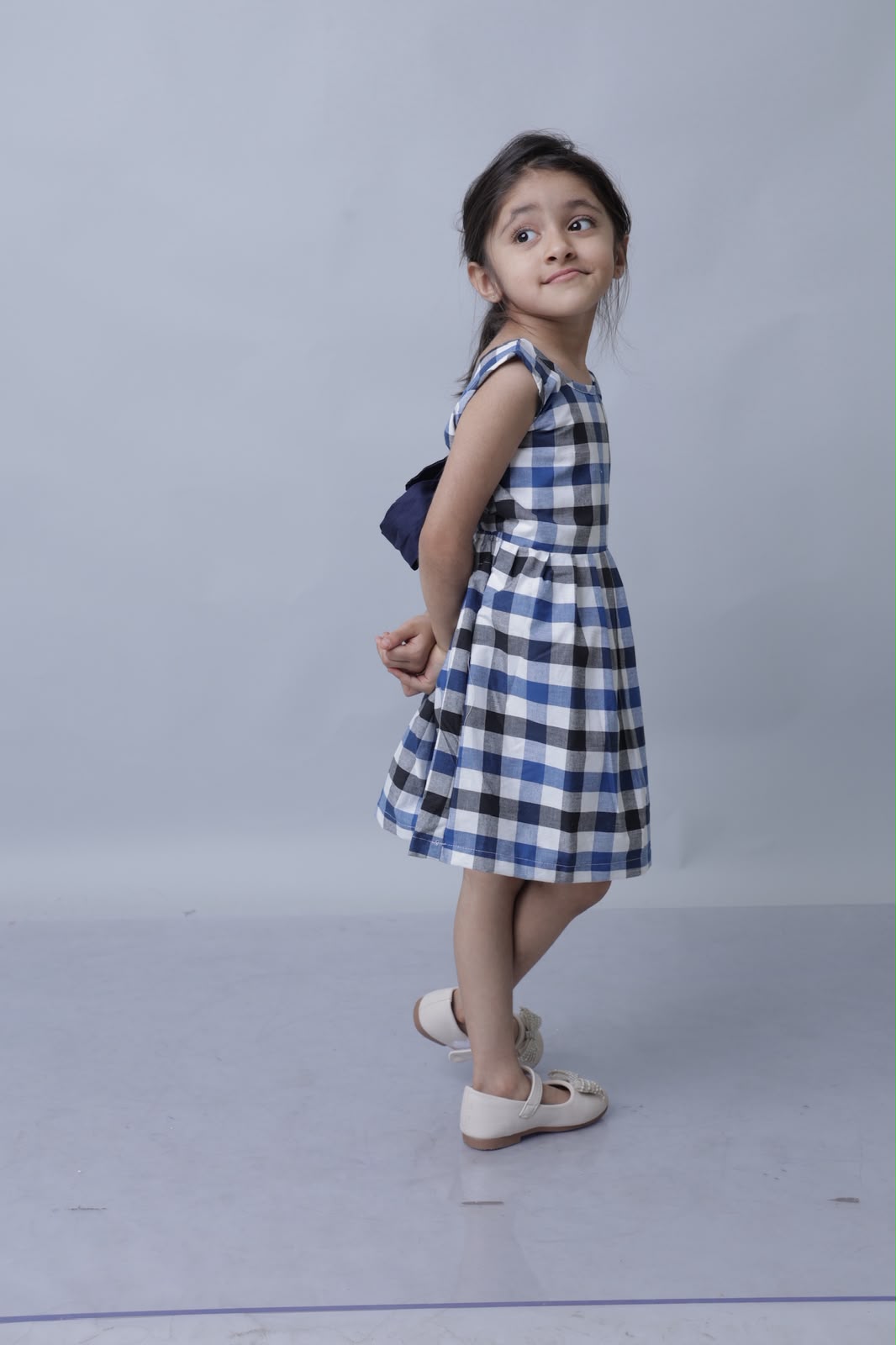 White and blue check casual set